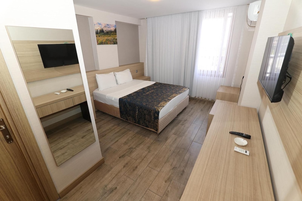 Adana Omur Otel 7/16