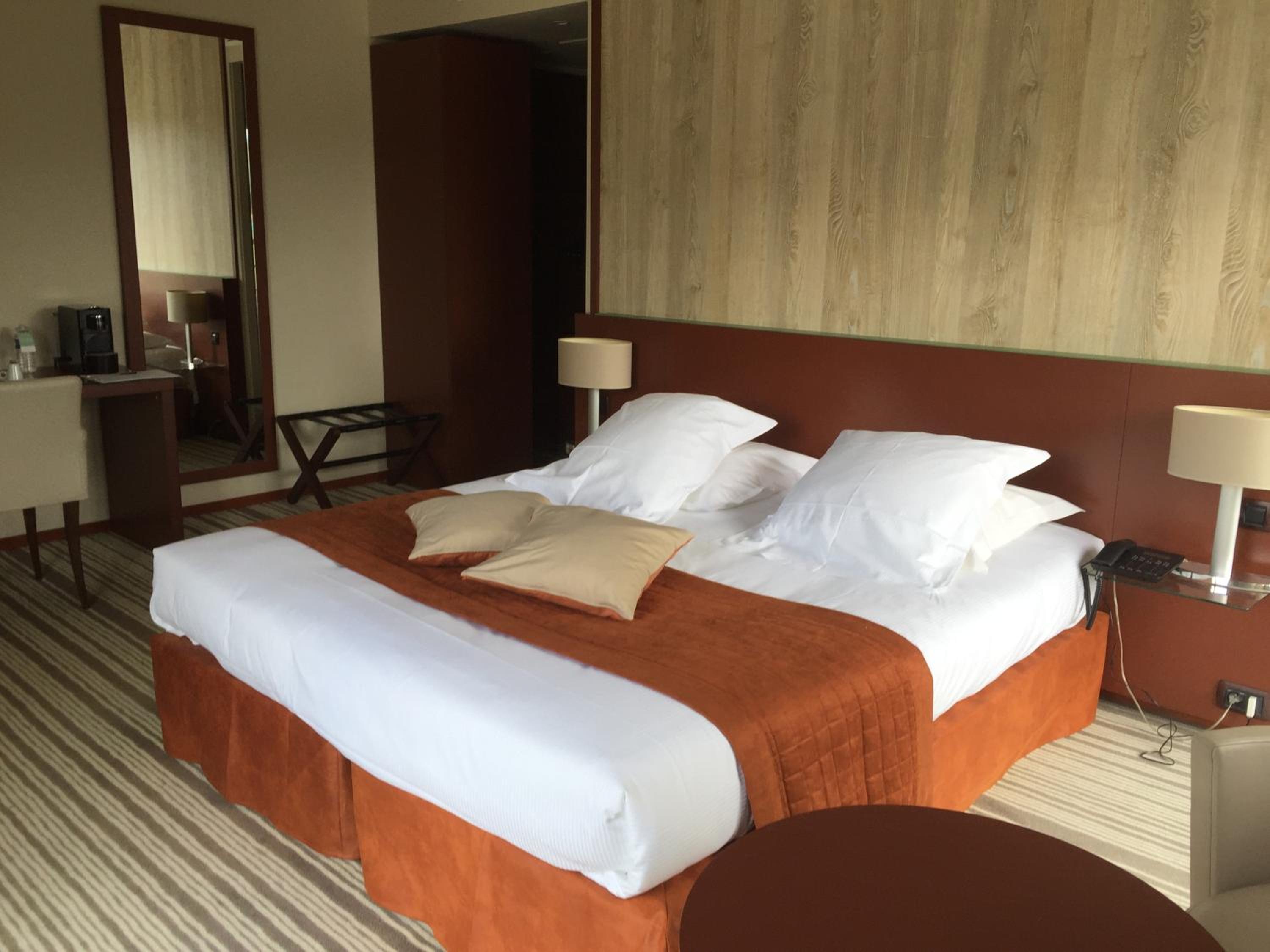 غرفة بريميوم بسرير مزدوج، Hotel Du Casino 4/5