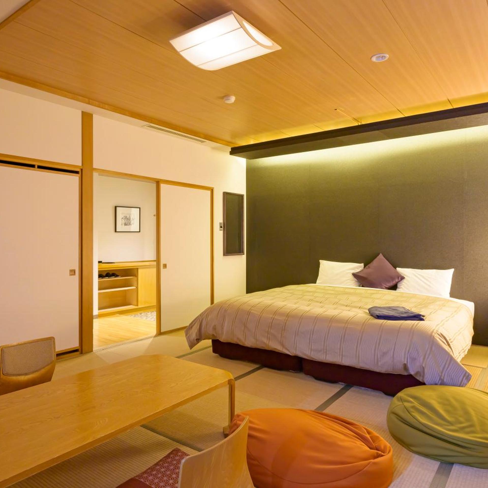 JAPANESE, KING BED