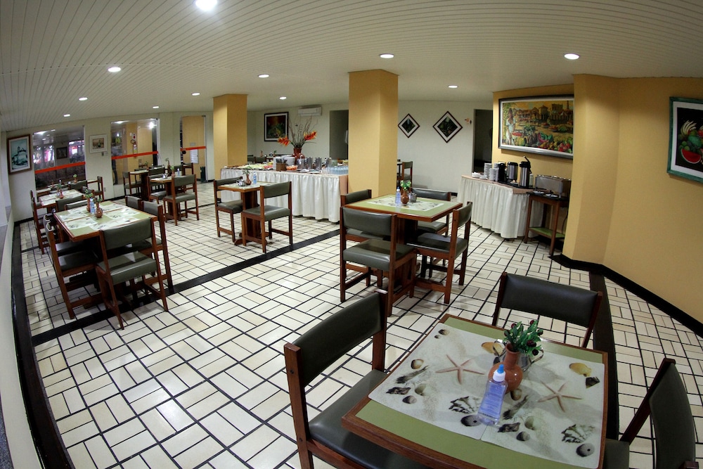 NASCIMENTO PRAIA HOTEL 26/36