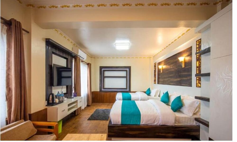Hotel Himalayan Glacier 16/40