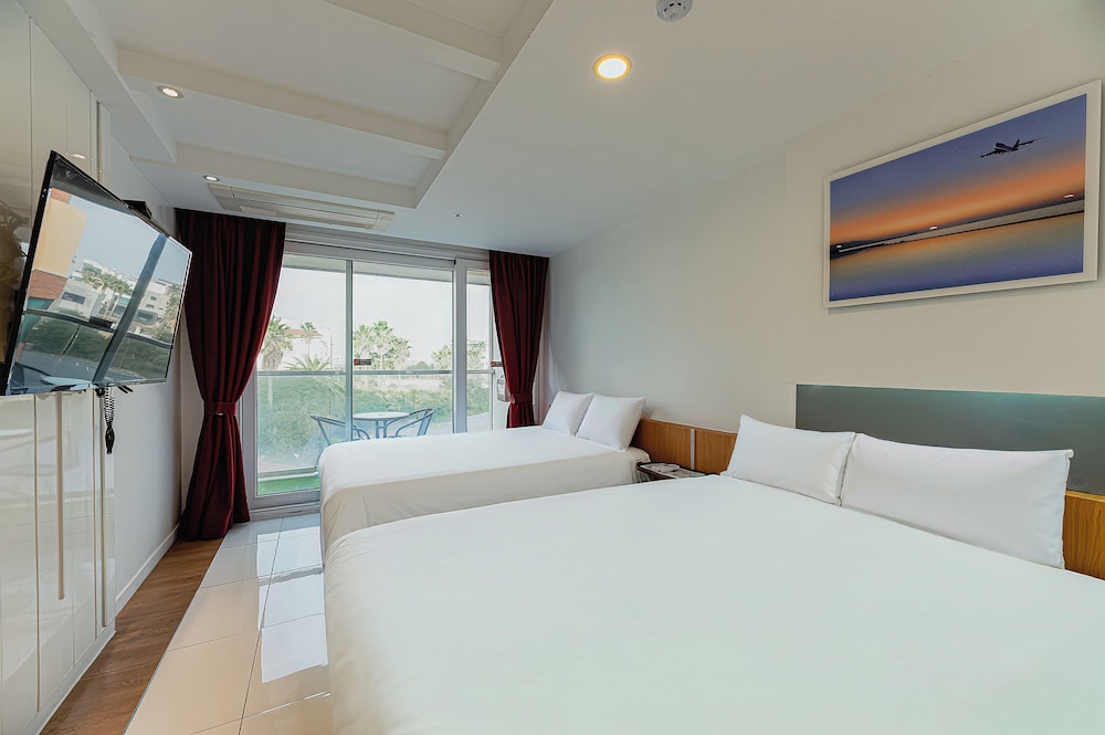 Hamdeok Beach Stay Jeju 14/56