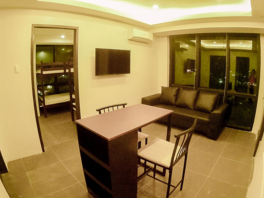 Mabolo Royal Hotel 34/50