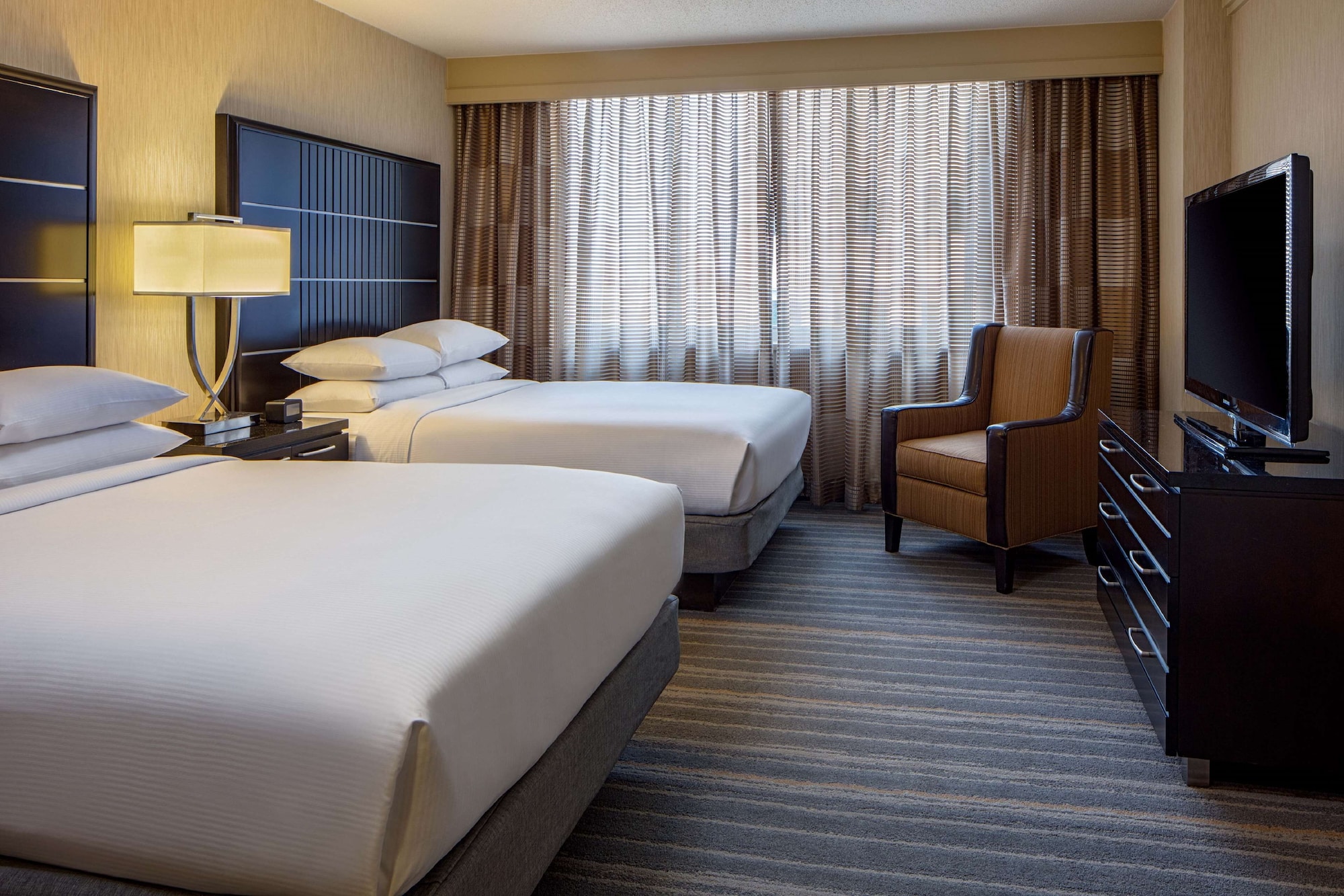 PREMIUM, SUITE, 2 DOUBLE BEDS