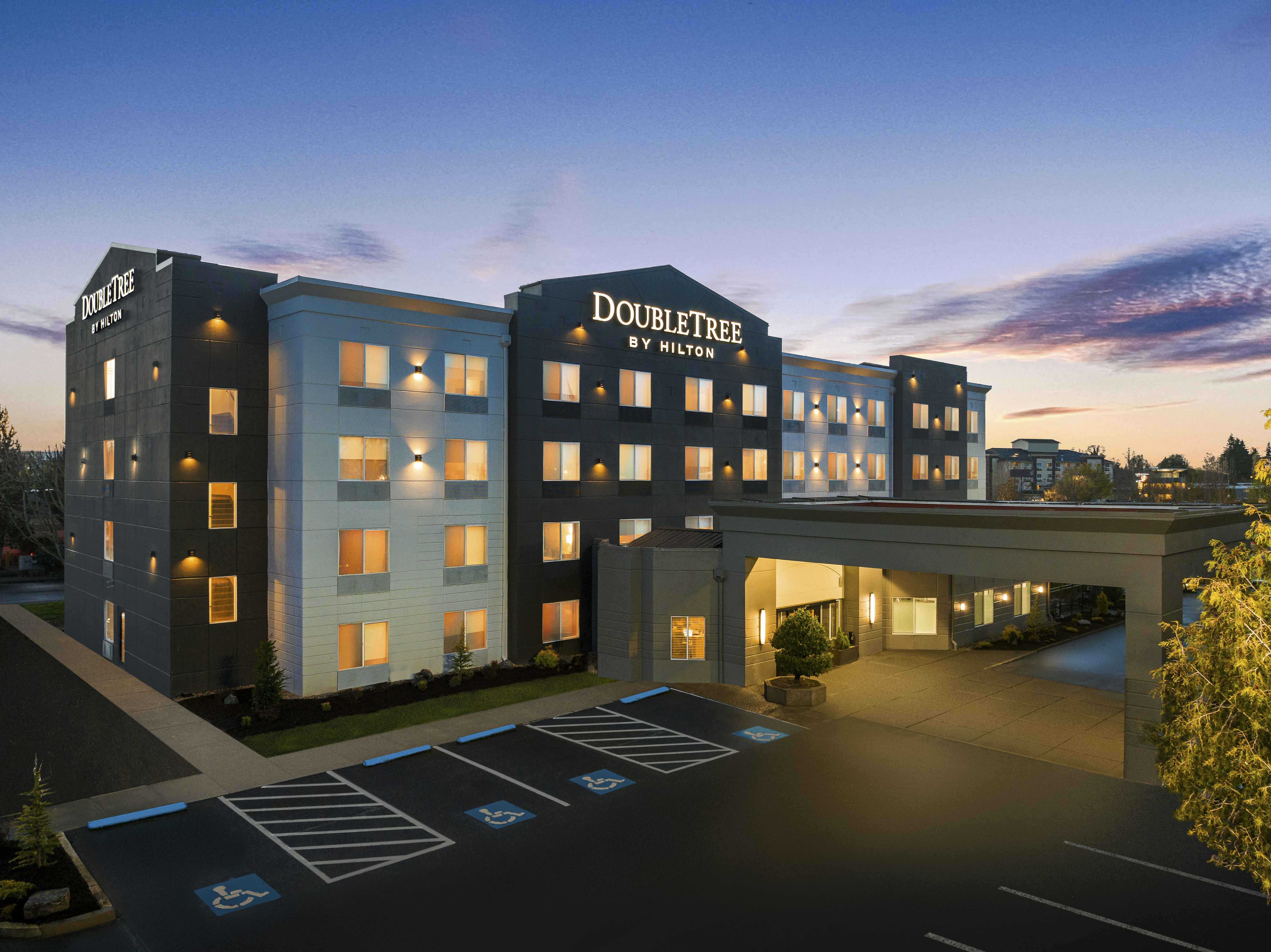 Doubletree By Hilton Hotel Salem Oregon 1/25
