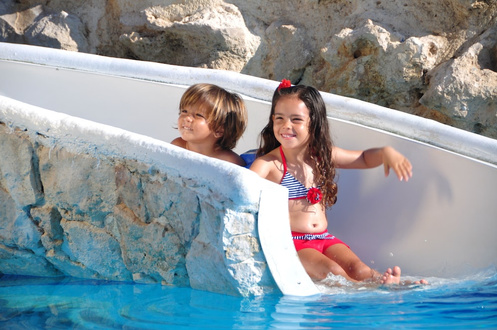 swimming pool spa