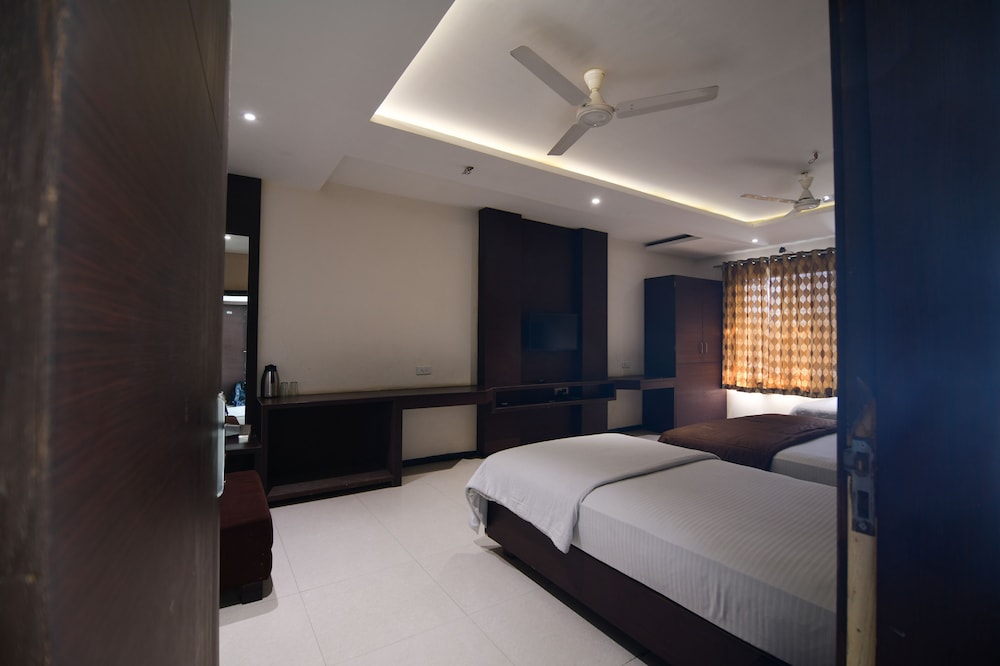 Hotel Shreeram 19/37