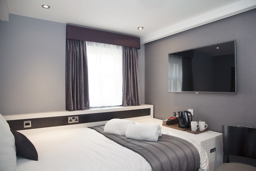 Epic Aparthotel Duke Street 10/50