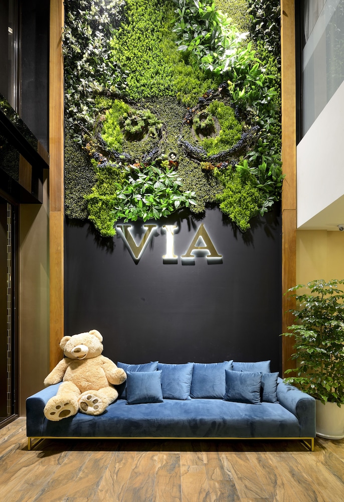 VIA HOTEL TAIPEI STATION 23/50