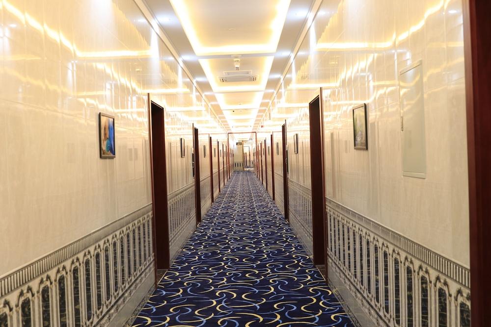 Pearl of Vision Hotel 14/25