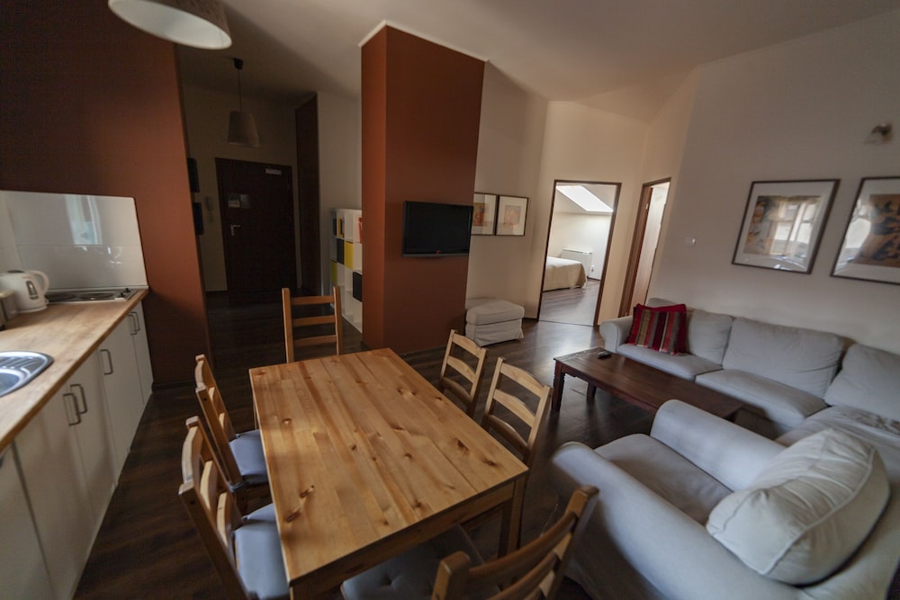 Lounge Apartments 33/50