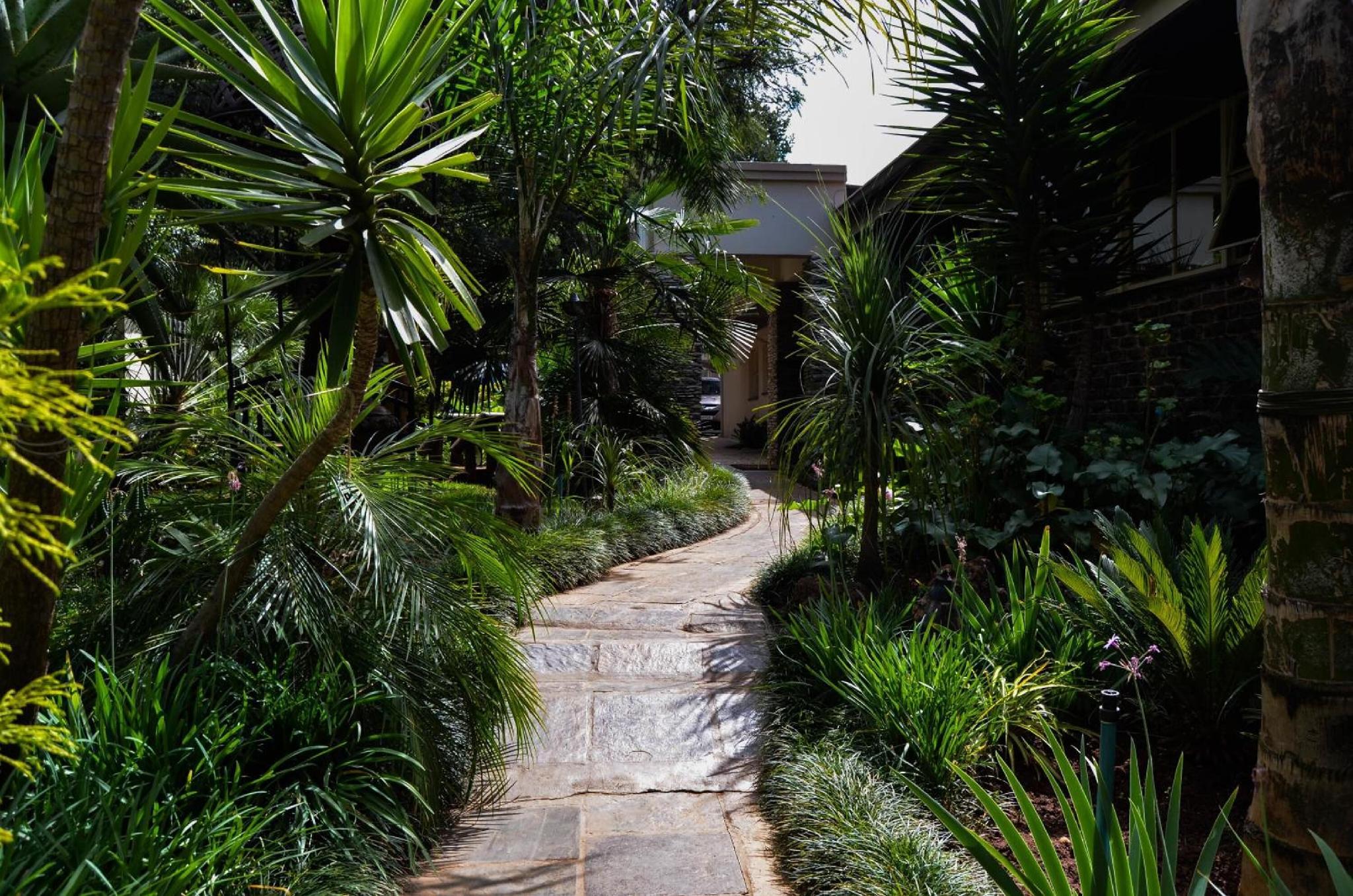 Eagle Rock Executive Guest House 26/35