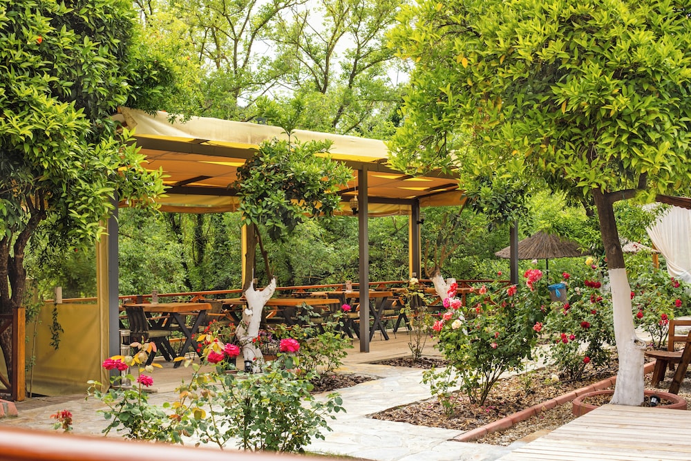 Orange Garden Hotel Akyaka، مرماريس 3/50