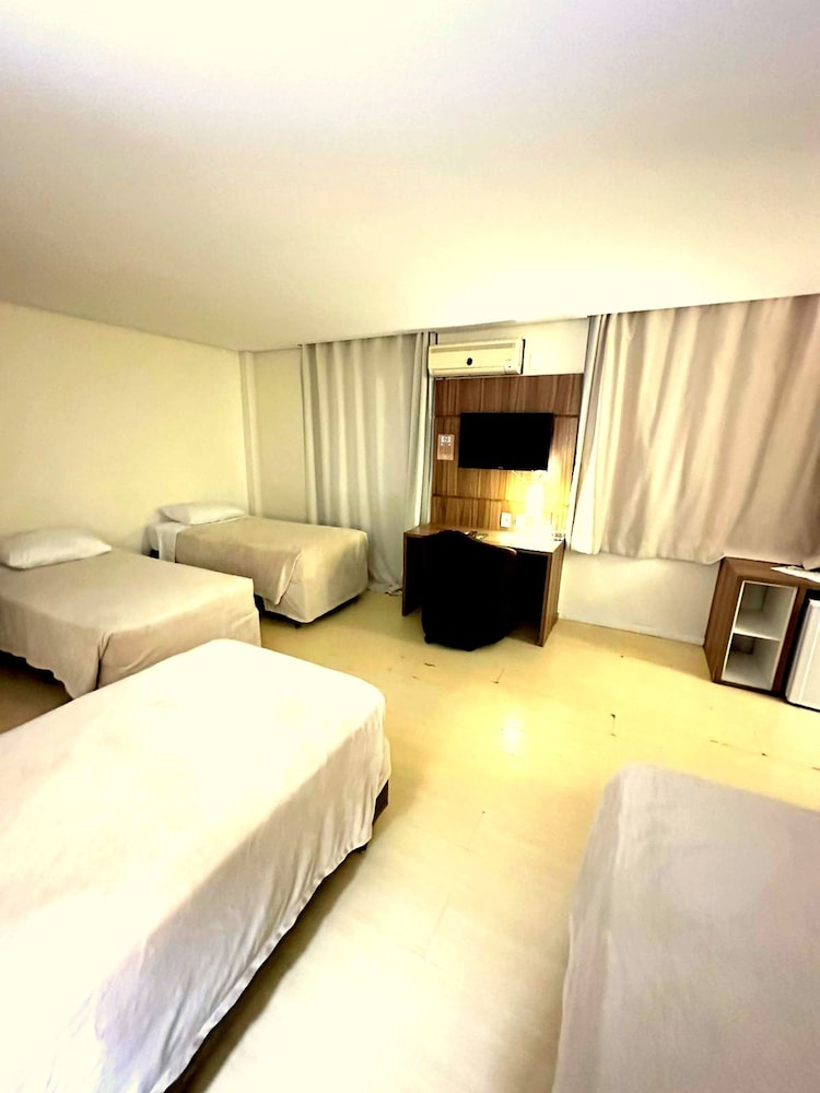 Umbu Hotel 18/50