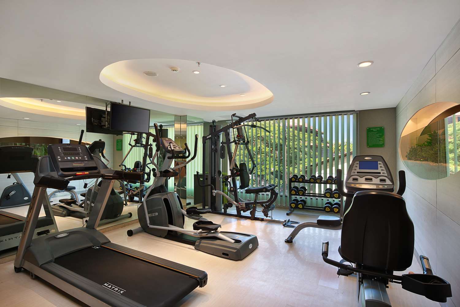 SenS Hotel and Spa 24/40