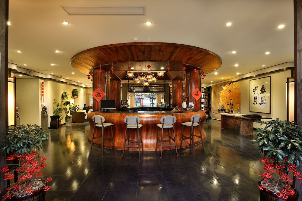 Peach Blossom River Resort 8/50