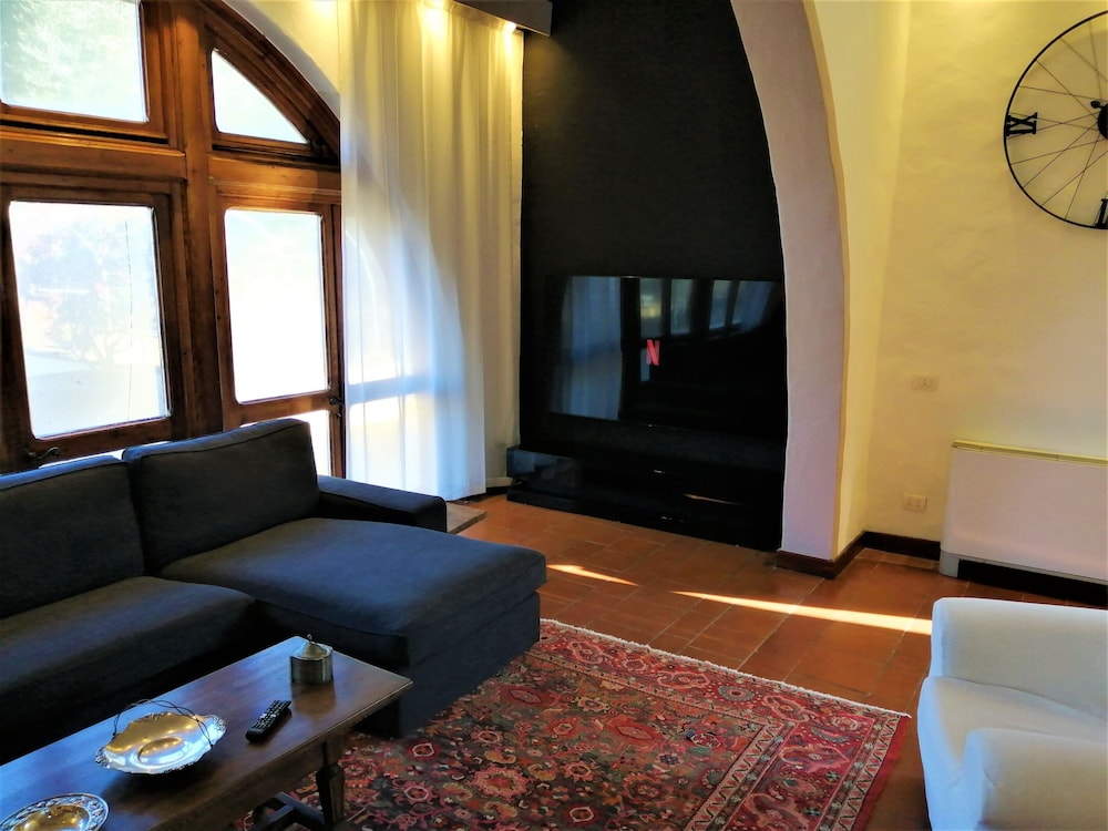 Villa Gaudia 28/50