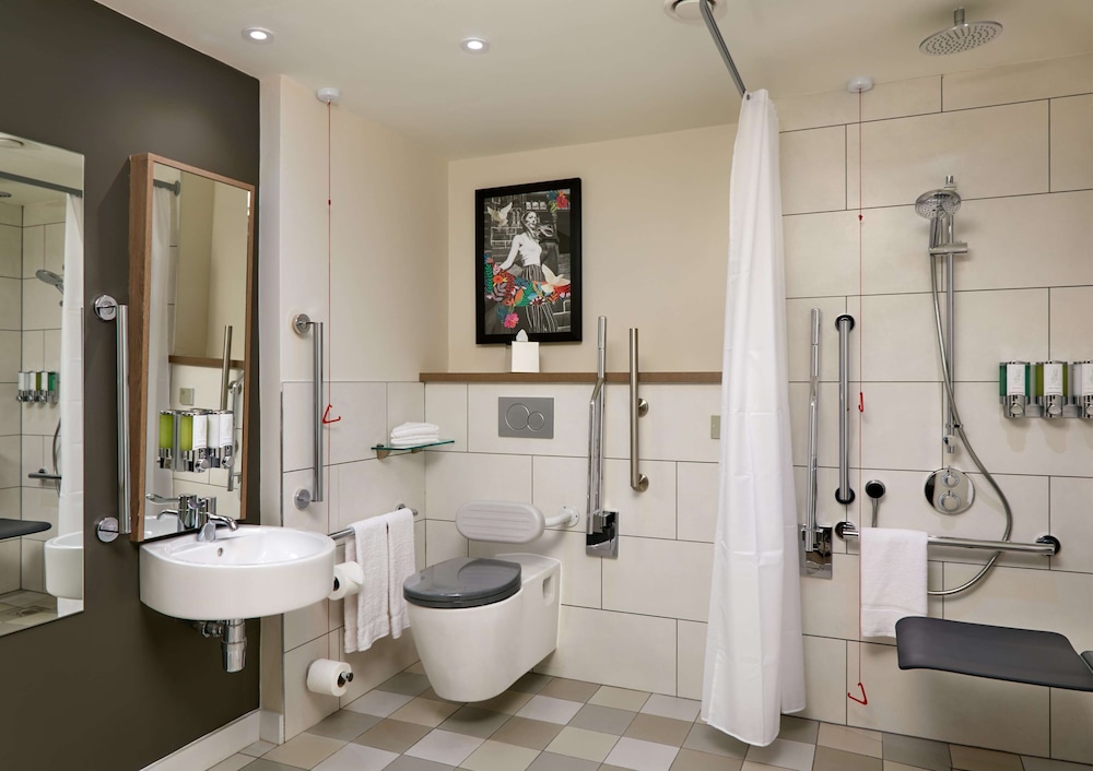 Hampton By Hilton Dublin City Centre 14/33