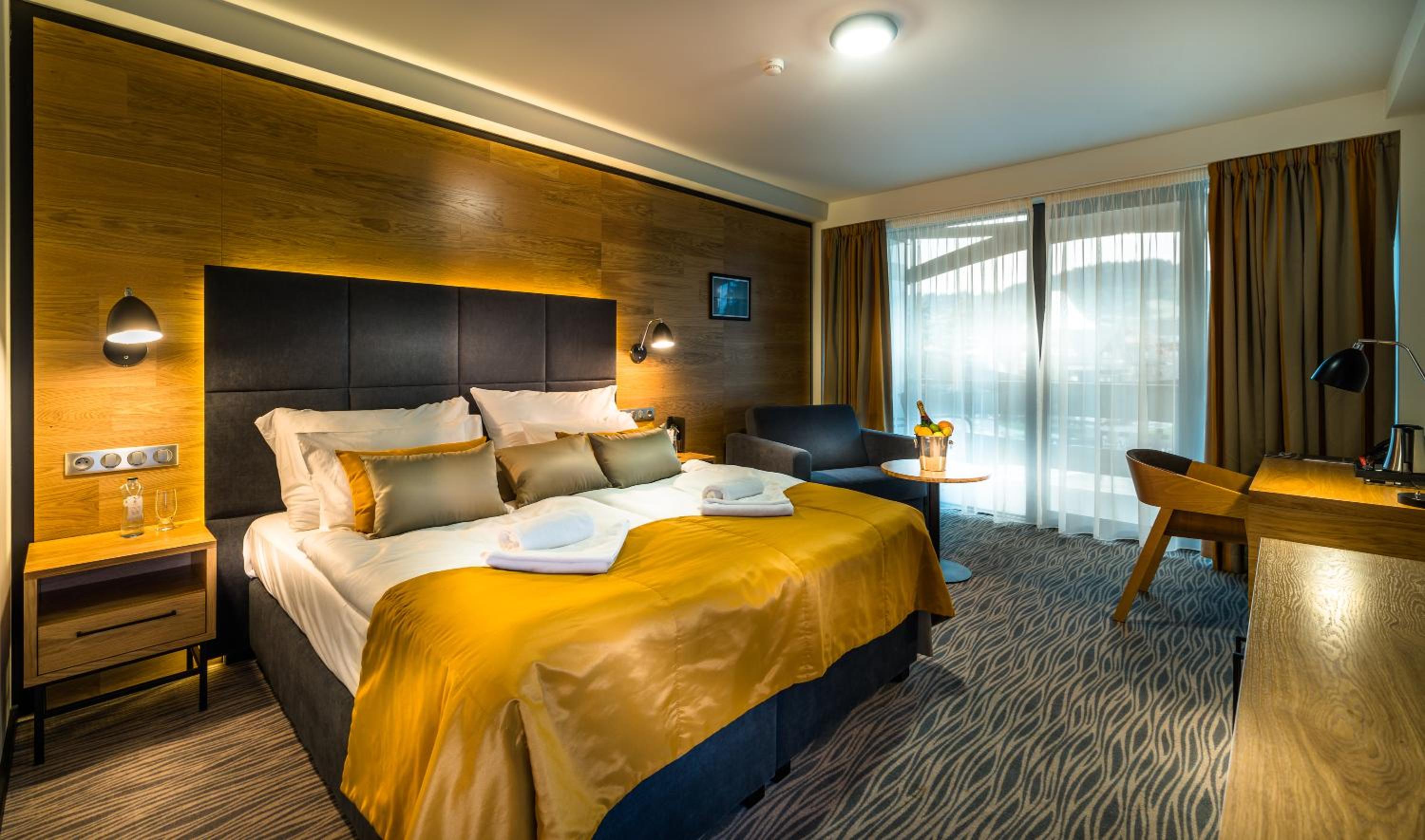 Galeria Hotel Thermal Besenova 13/51