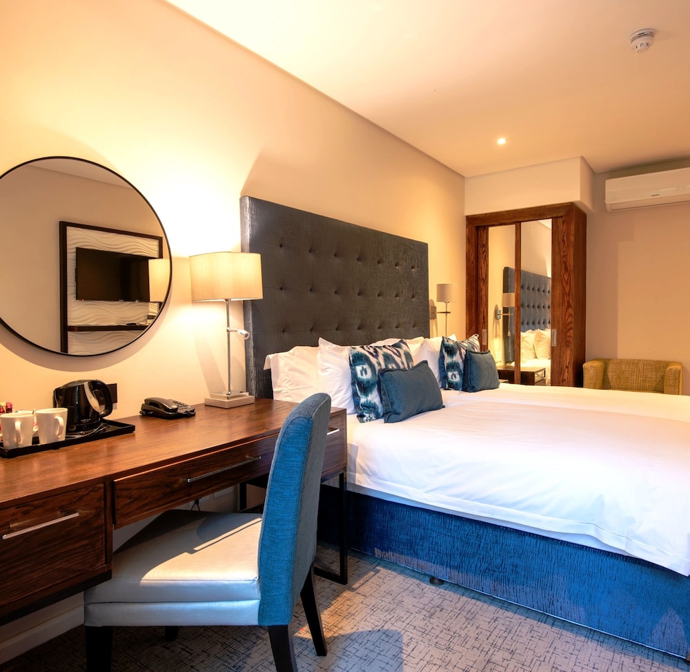 Executive, Twin Beds, Forest View