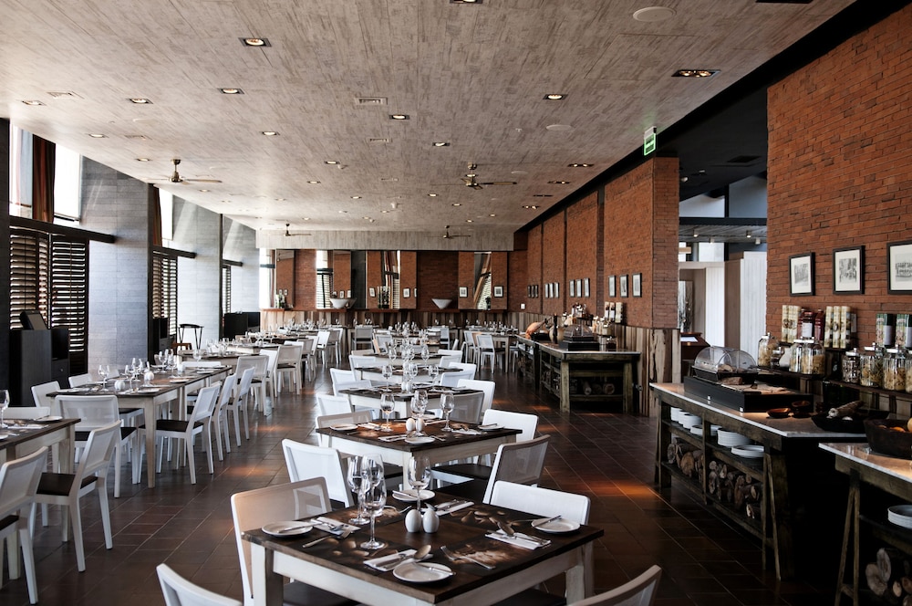 Enjoy Santiago Hotel Del Valle 38/58