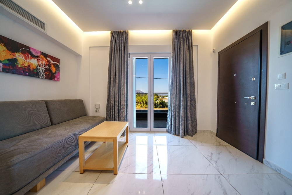Elysian Suites 43/61