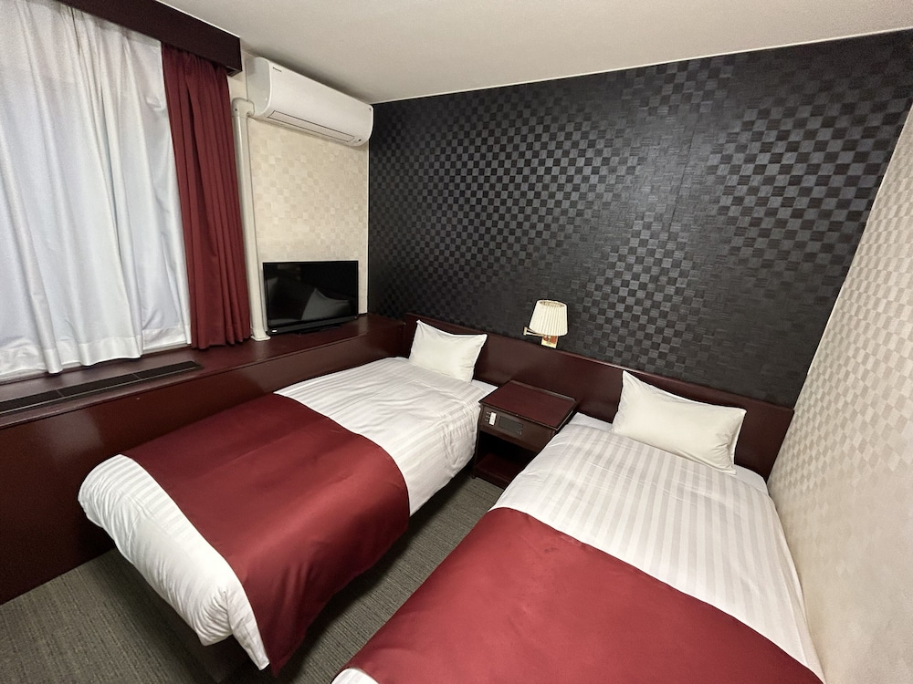 Pioland Hotel 21/60