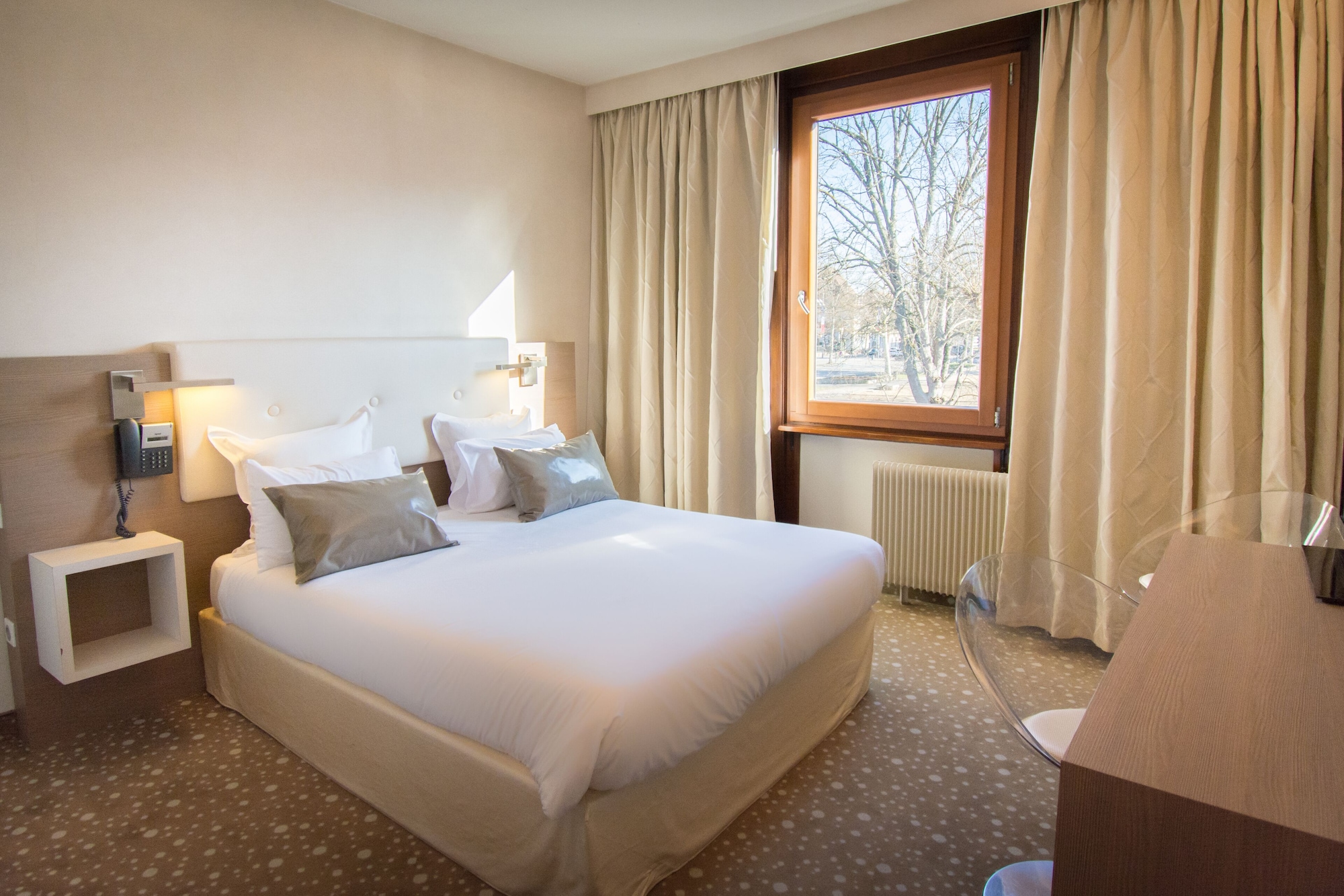 غرفة ديلوكس بسرير مزدوج، Hotel Vaillant 3/3