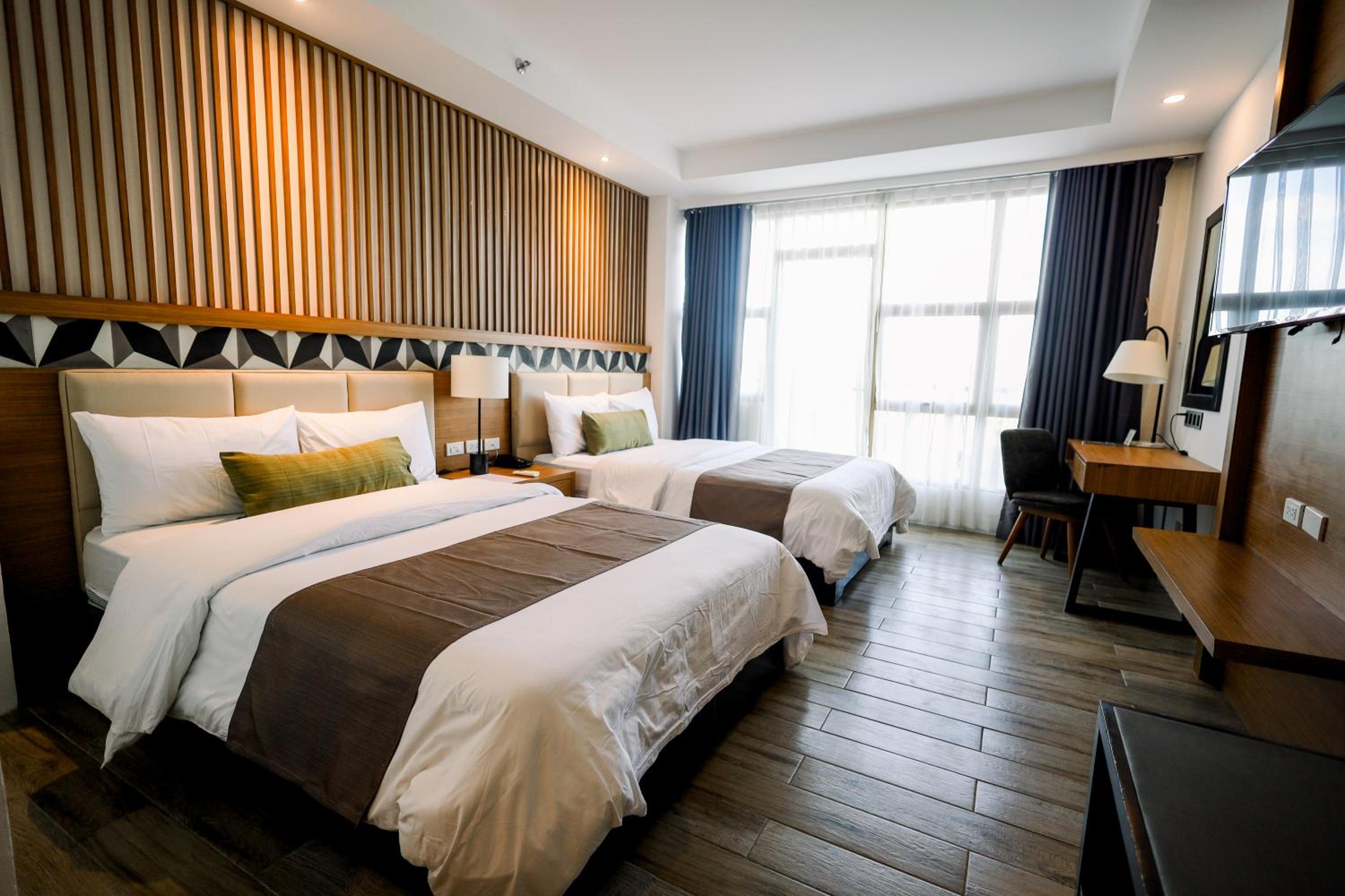 STANDARD, DOUBLE BED