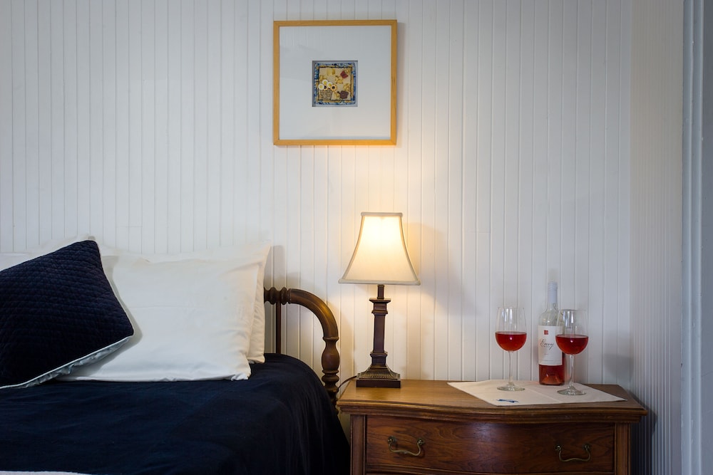 Calistoga Wine Way Inn 17/40