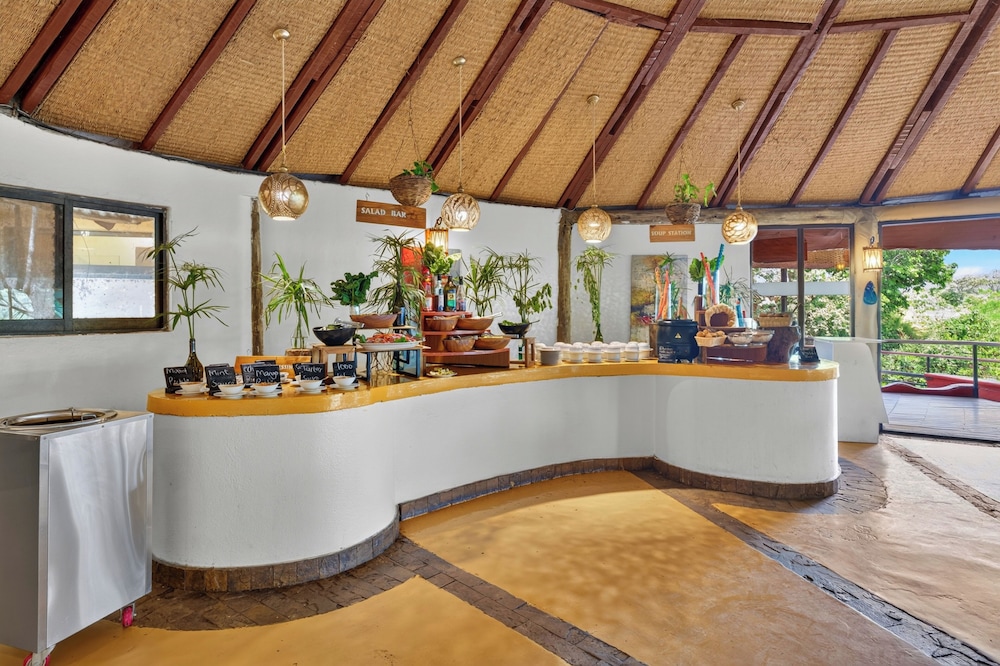 PrideInn Mara Camp 9/50