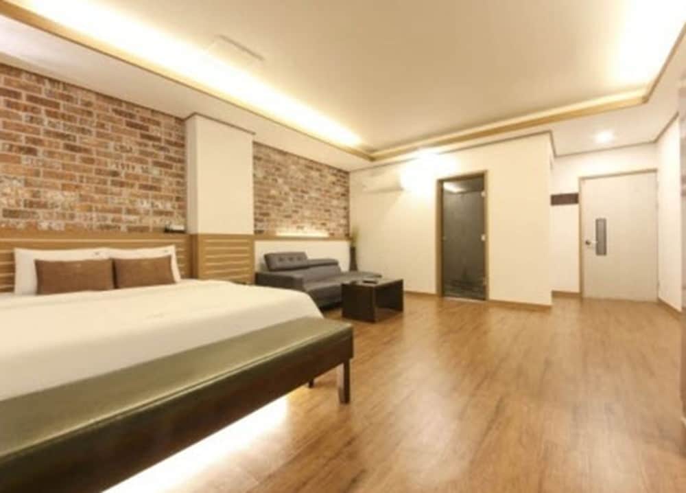 H Hotel Ulsan 7/30