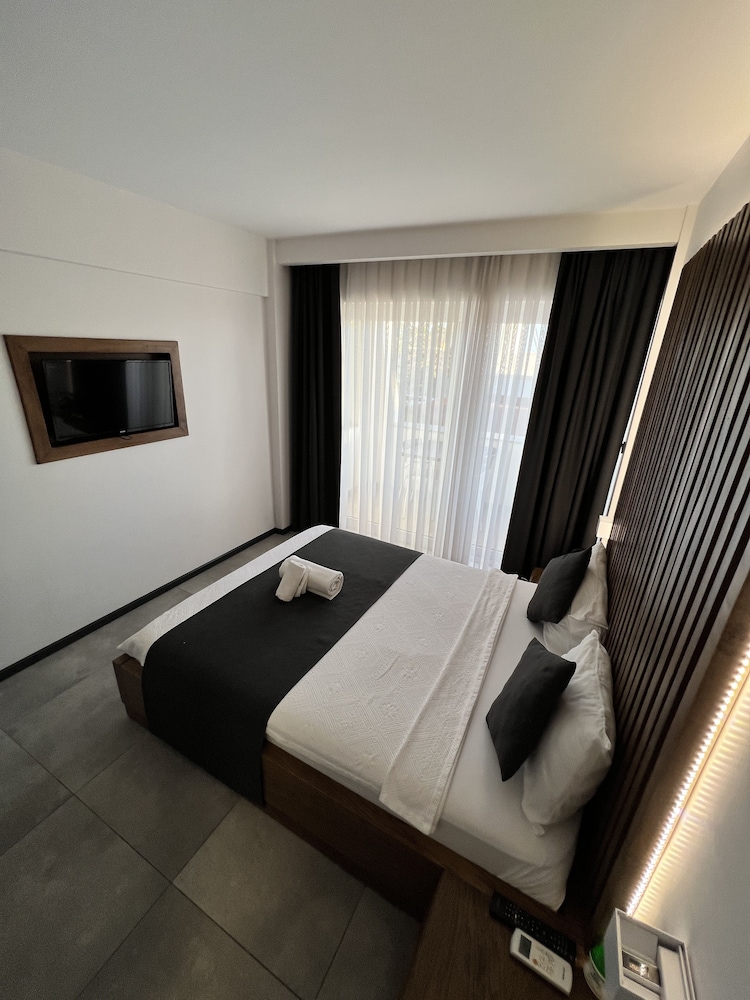 EXEN HOTEL 11/50
