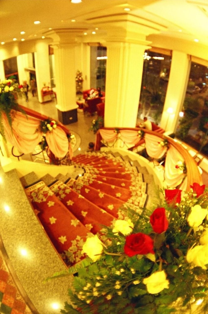 Ebina House 5/60
