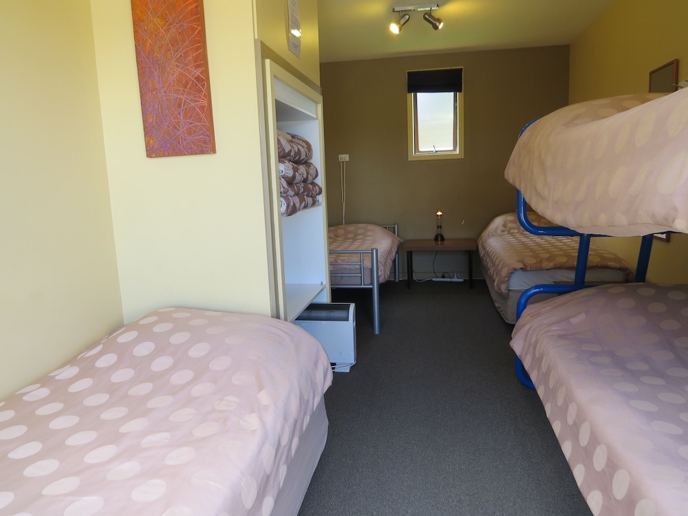 Hanmer Backpackers 10/25