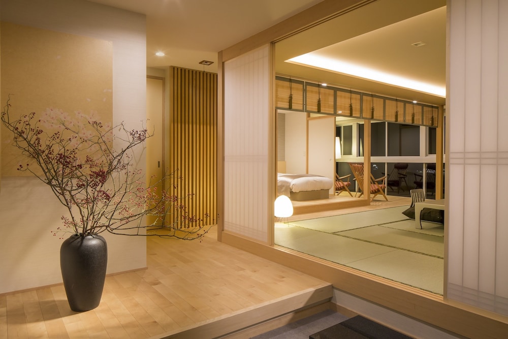 Toba Grand Hotel 42/42