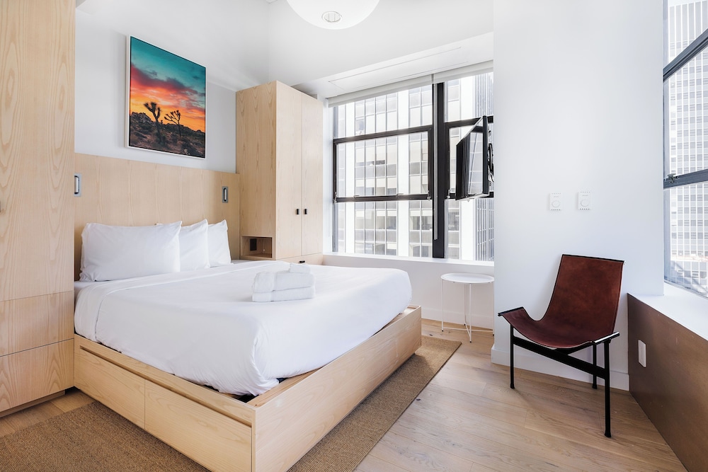 1 Bedroom, Sky, Queen Bed
