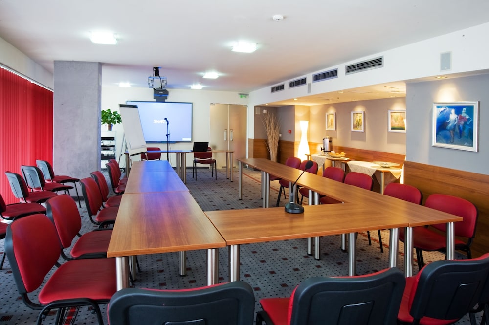 Hotel Burgas 33/35