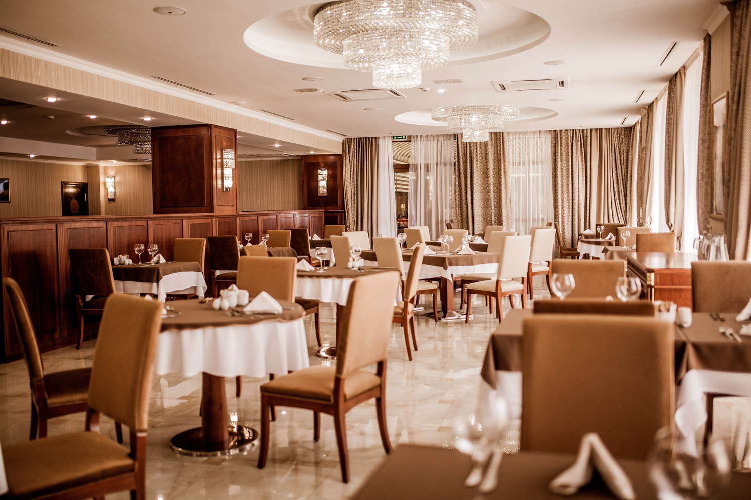 Ramada by Wyndham Almaty 6/9