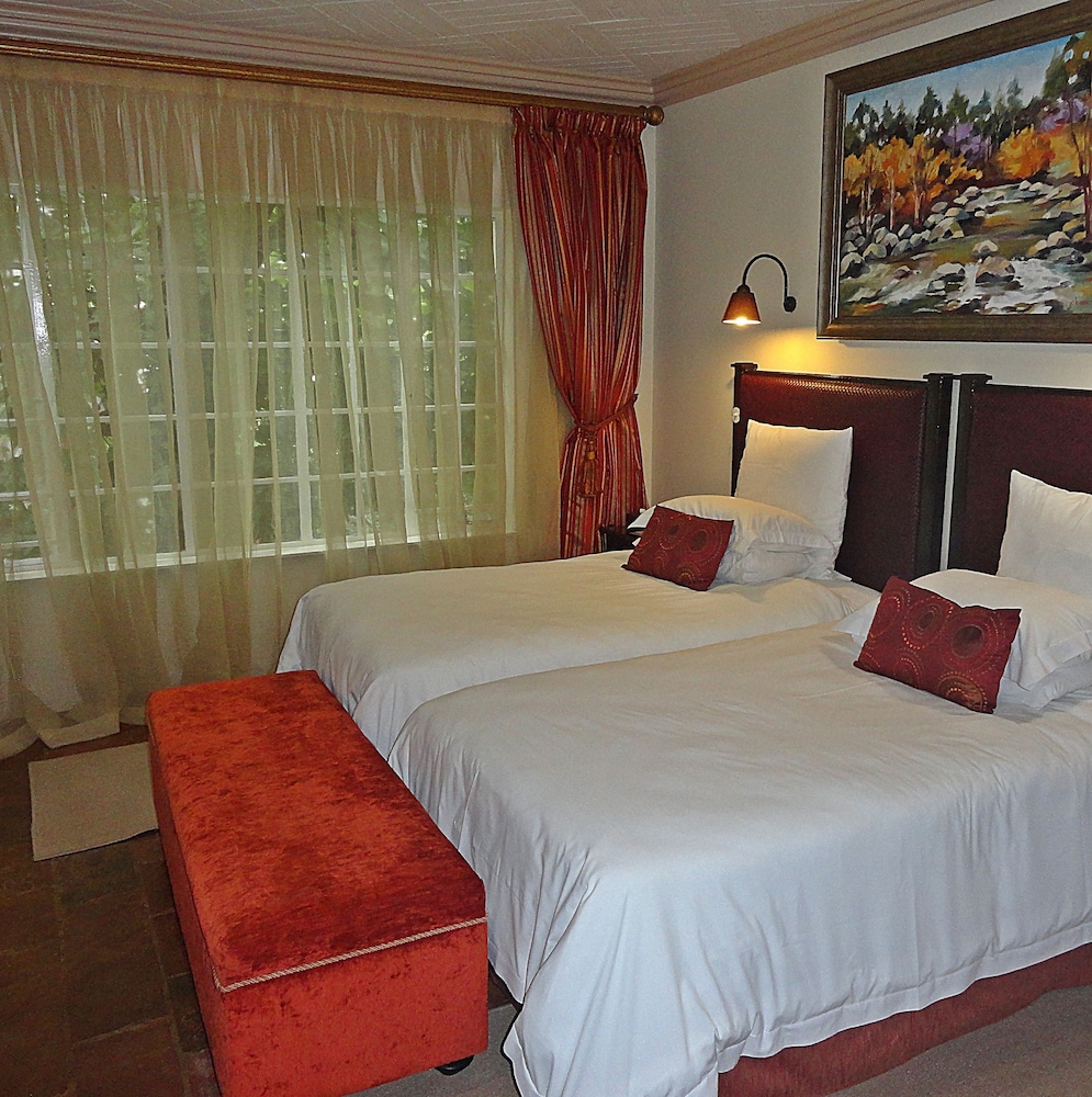 Constantia Manor Guesthouse 25/77
