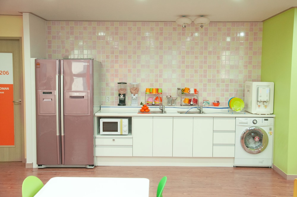 Busan Suk Bak Dot Com Guest House 10/52