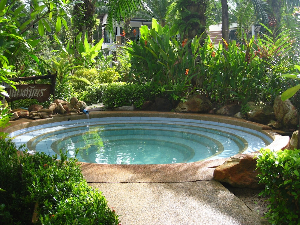 Nattha Waree Hot Spring Resort And Spa 19/28