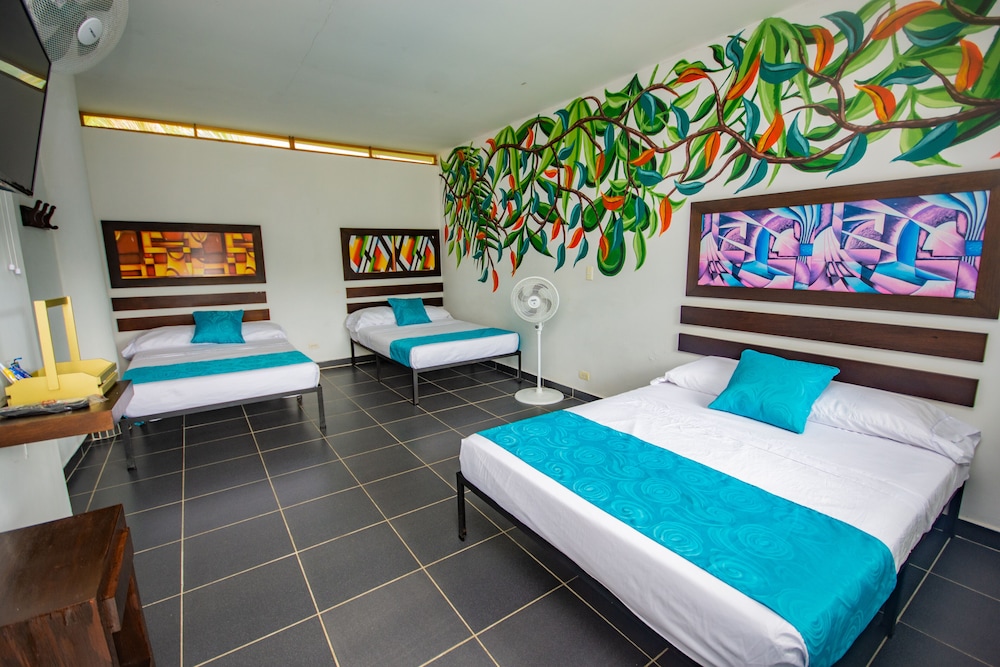 Hotel Villa Alicia 5/50