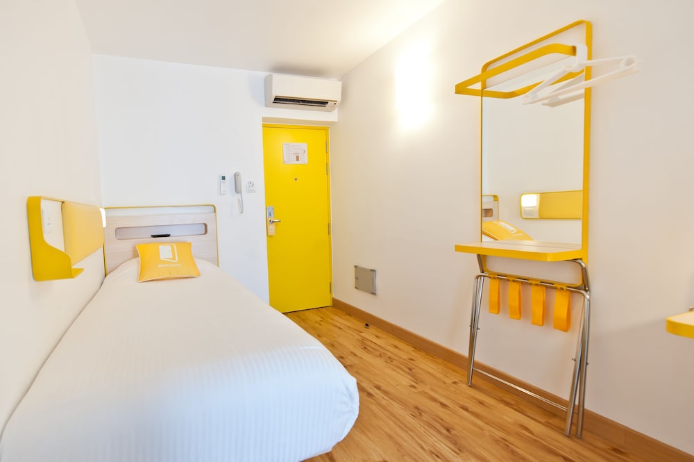Bloomrooms At Indiranagar 17/44