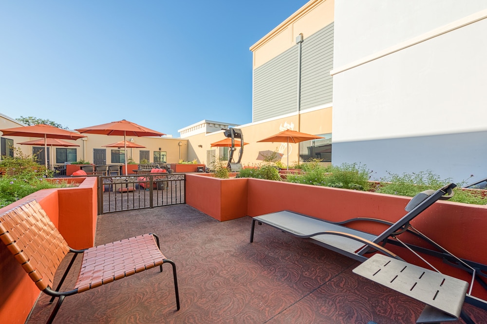 Hotel Lexen - Newhall 39/48