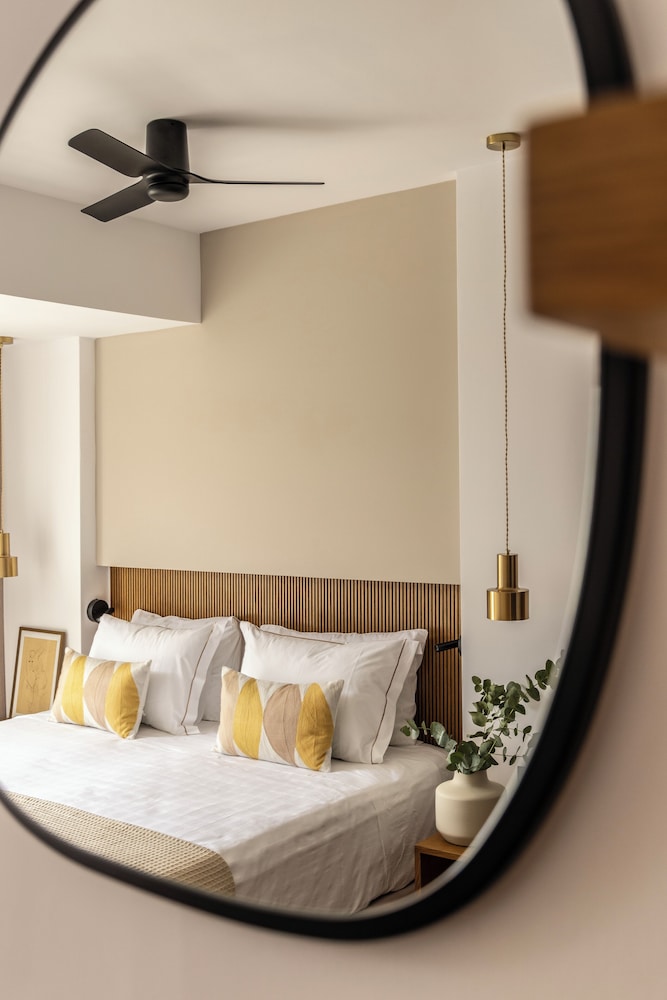 Junior Suite, 1 Double and 1 Single Bed, Plunge Pool