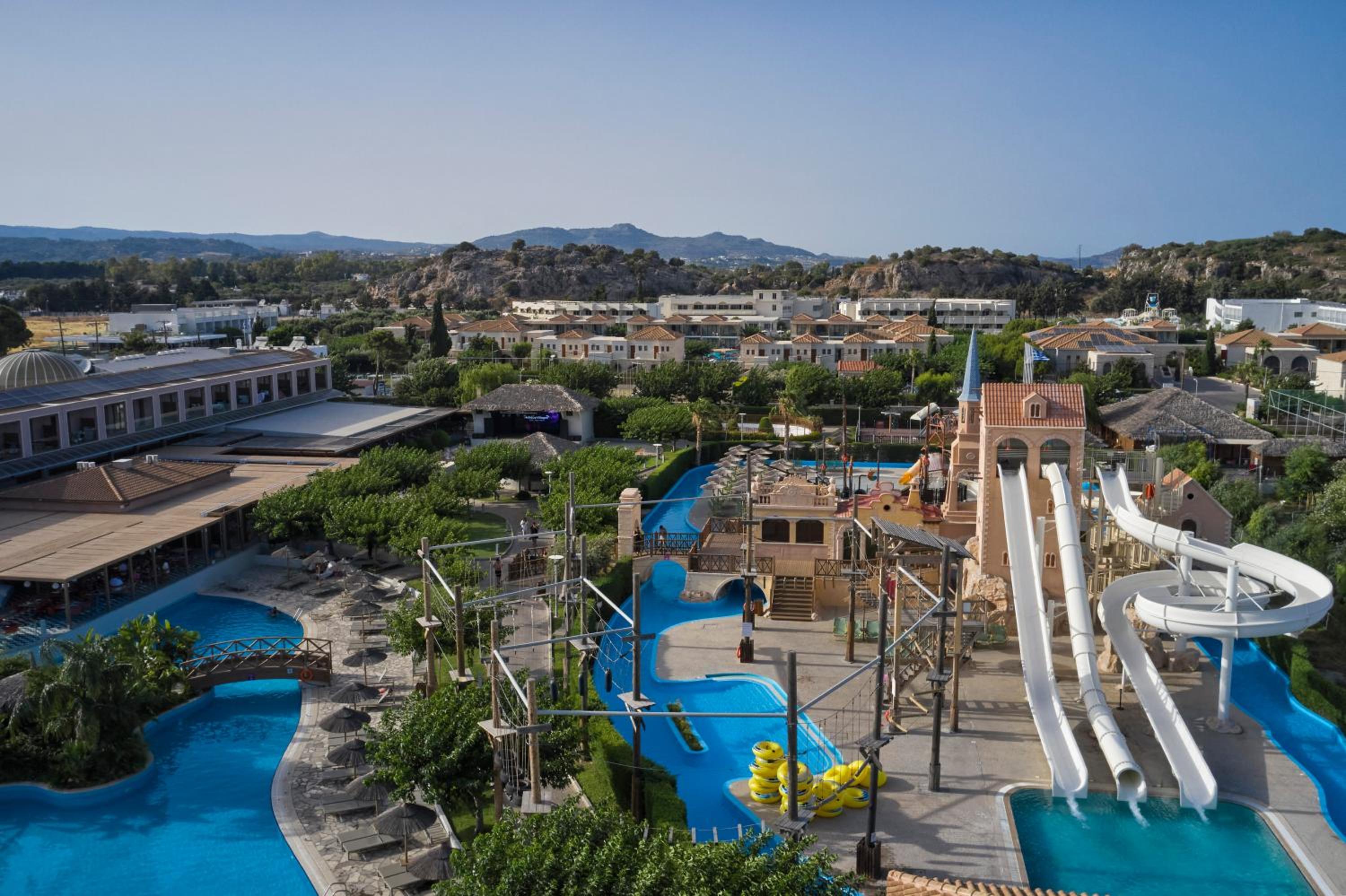 Relax, Family, Pool View