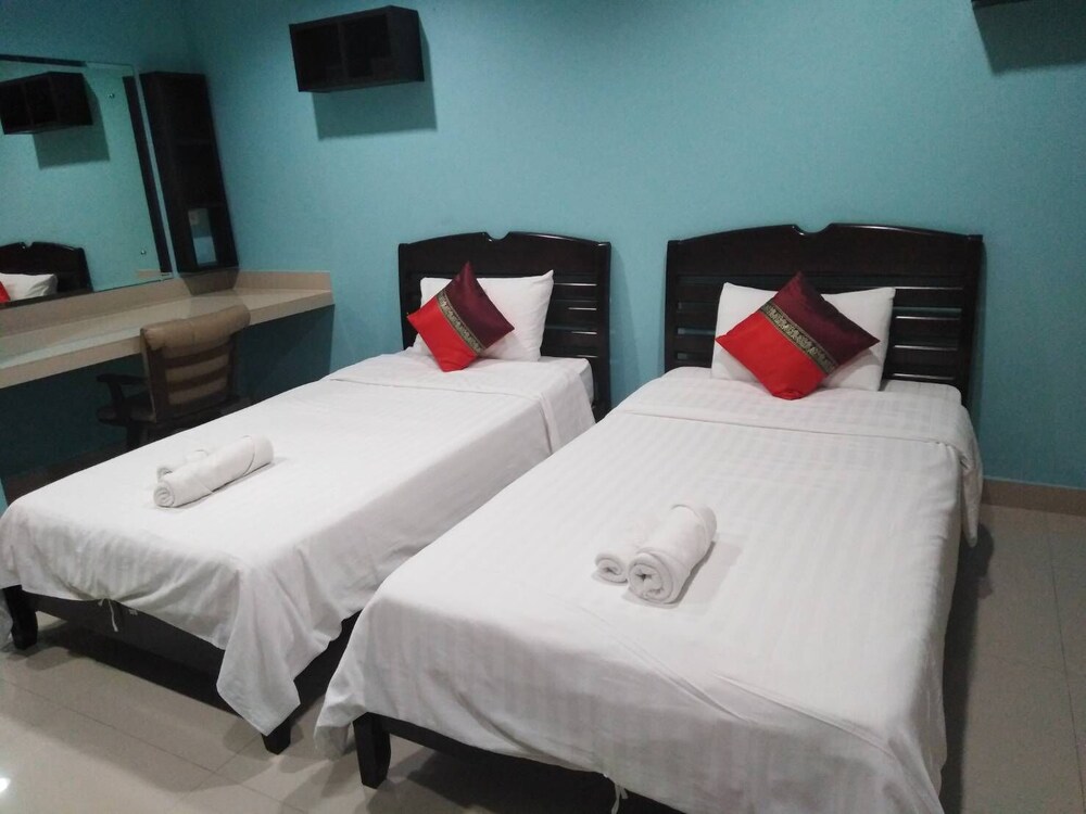 Ananya Residence Service Apartment 16/65