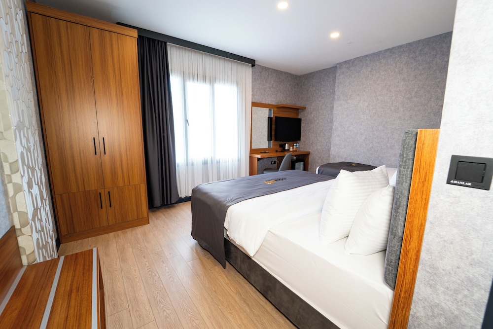 Educity Suit & Hotels 18/50