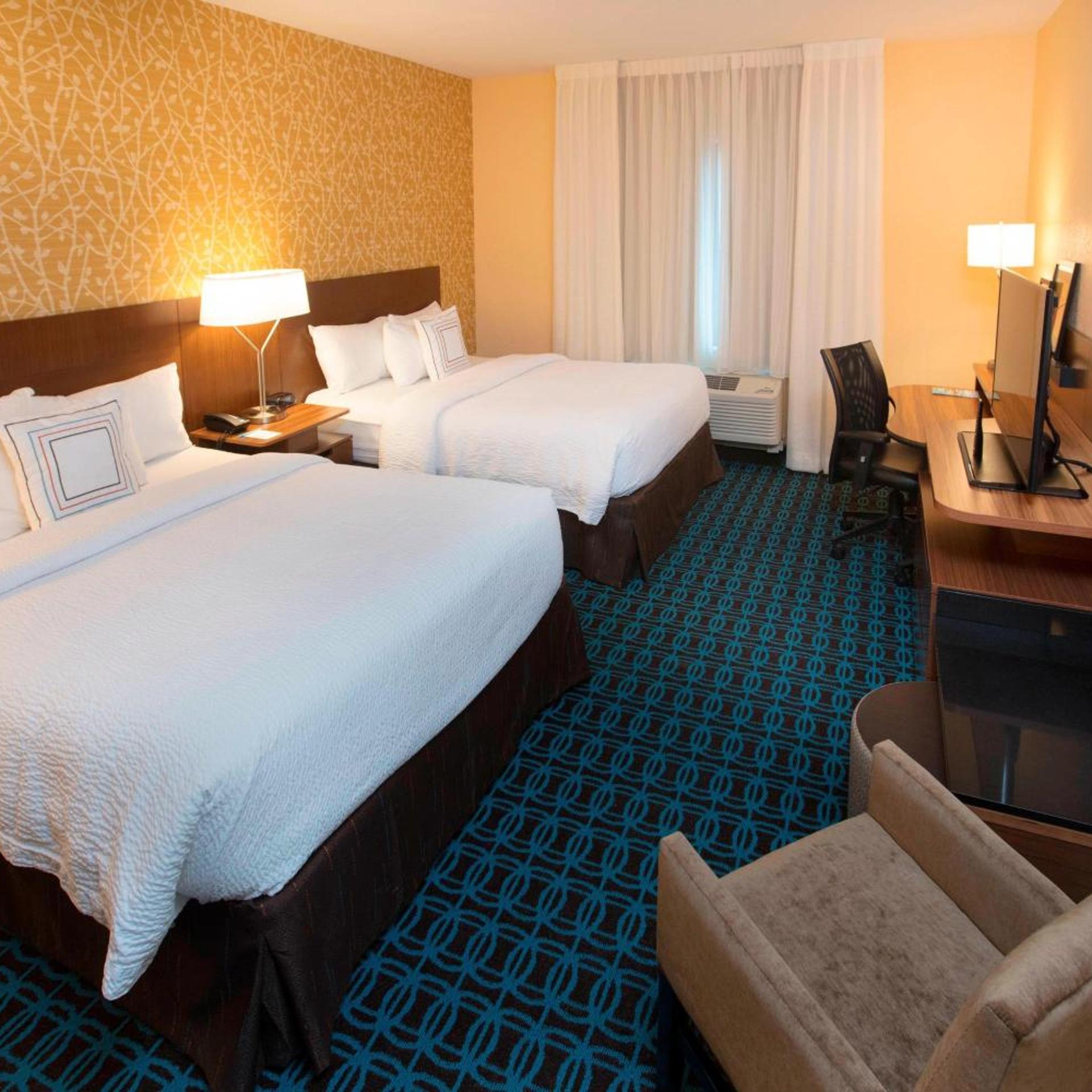 Room, King Bed, 2 Queen Beds